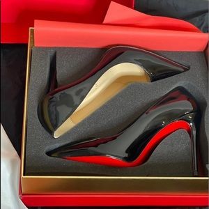 Christian Louboutin So Kate Size 41  10.5